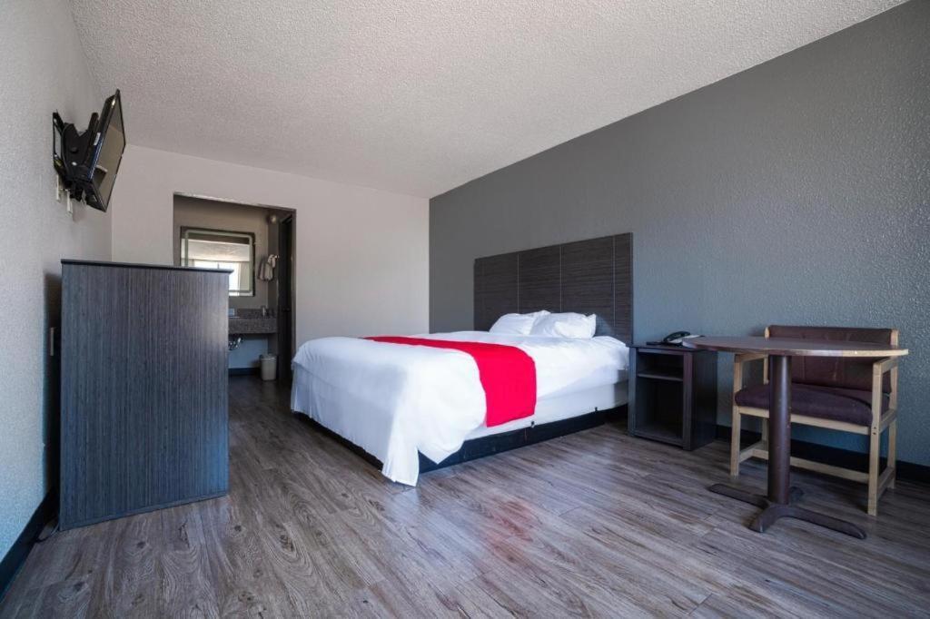 Hotel Comfort Stay By Oyo Texarkana East, Ar I-30 Dış mekan fotoğraf